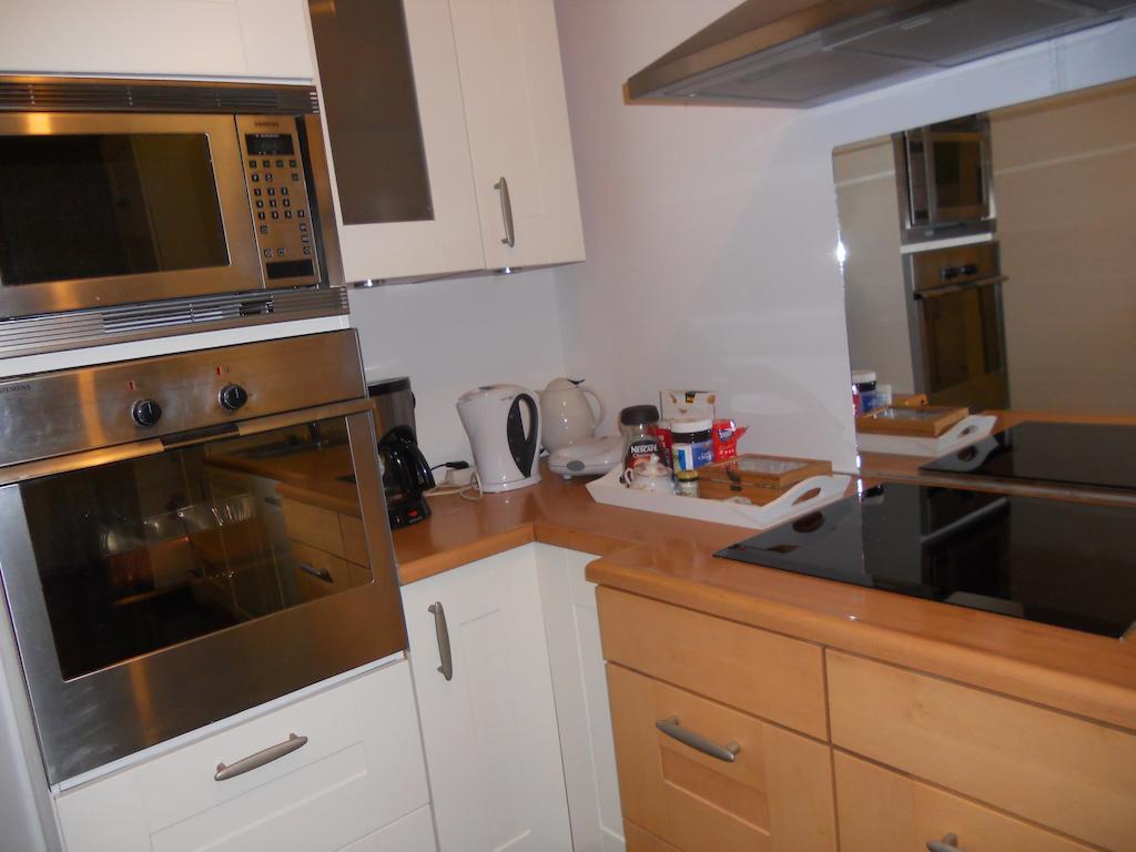 Sewdien'S Apartment Maashaven Rotterdam Ruang foto