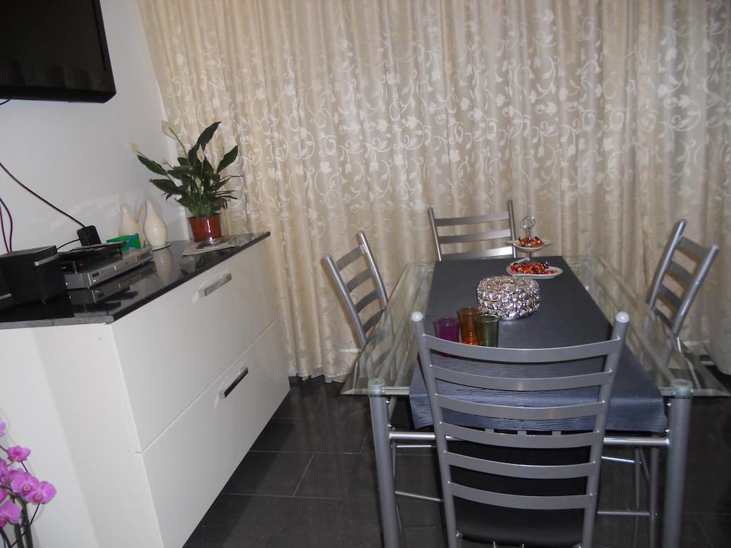 Sewdien'S Apartment Maashaven Rotterdam Ruang foto